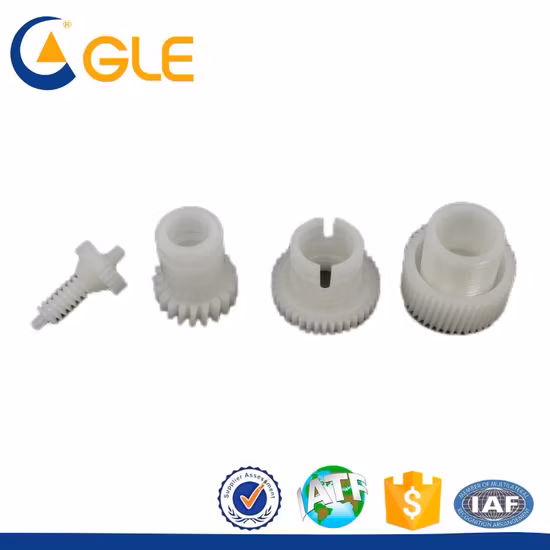 Customized Hot Tip Plastic Injection Molding for Clear Plastic Parts/Cap/Cover/Clear Pipe